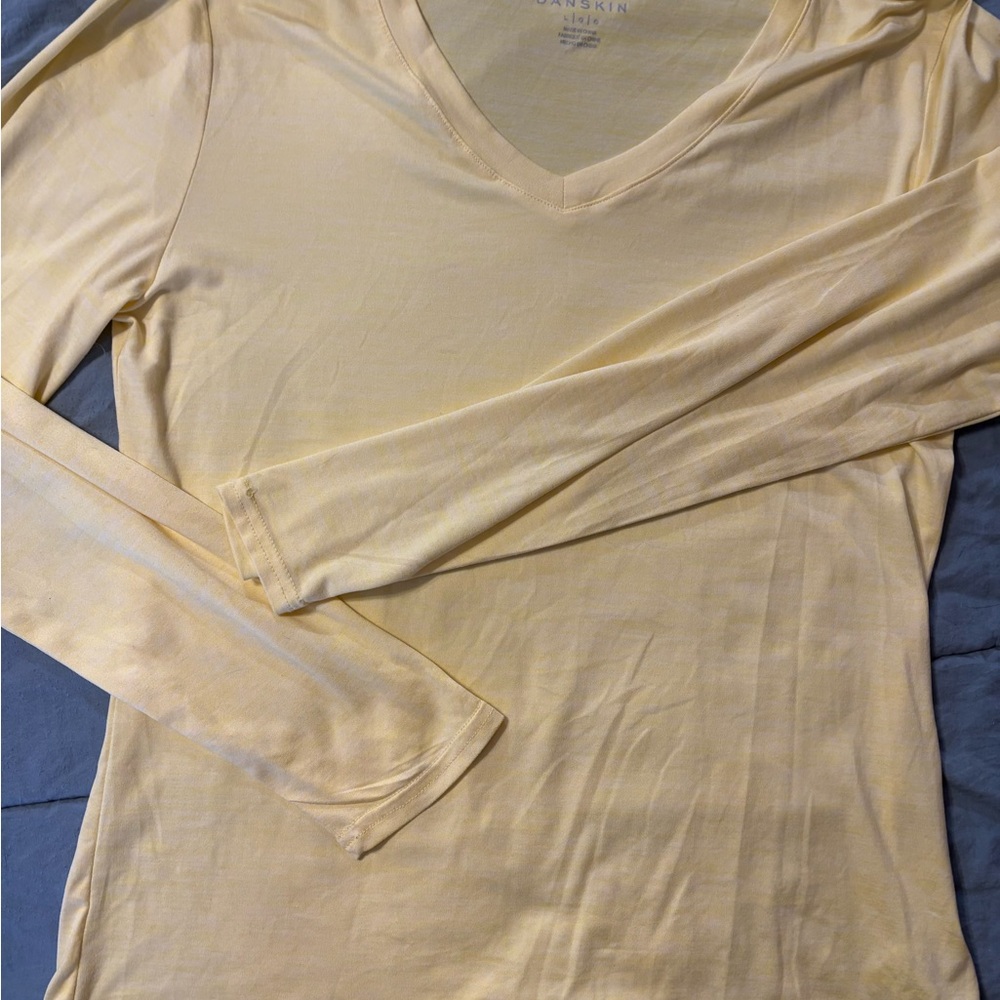 Danskin Pale Yellow Long Sleeve V-Neck Top